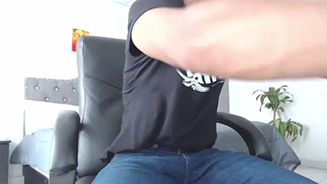 Aaronblack1  online show from 8, 3, 2026