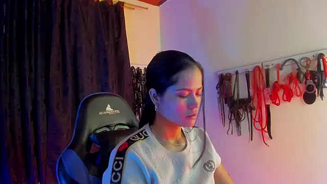 scarlet-kennedy98 online show from 9, 10, 2025