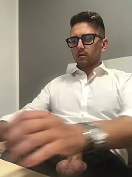 Snapshot of masterboss_ chatting on 1, 7, 2026 masterboss online show from 1, 7, 2026