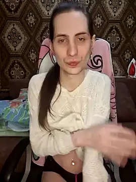 Nikki Sandy online show from 7, 1, 2025