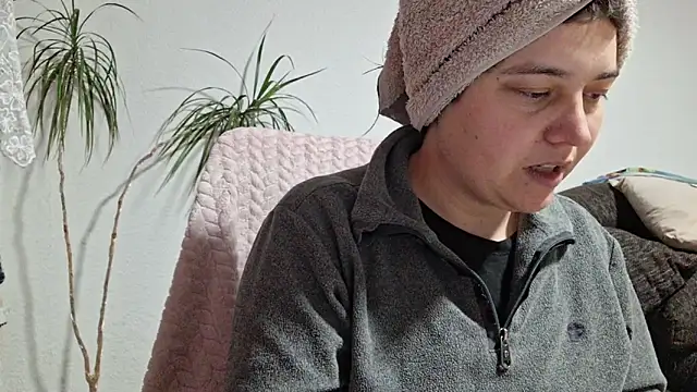 Cyndee Winter online show from 6, 1, 2026