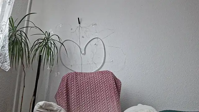 Cyndee Winter online show from 12, 2, 2026