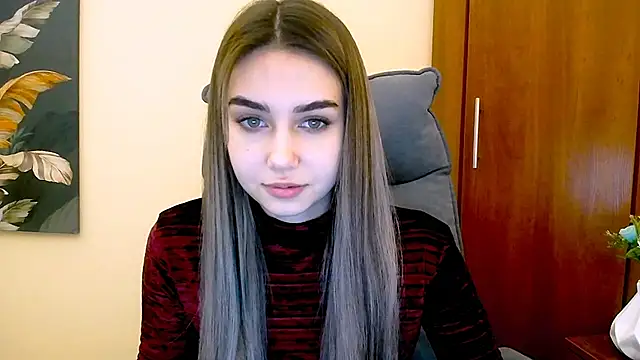 Snapshot of Lili_magic chatting on 1, 2, 2025 Lili magic online show from 1, 2, 2025