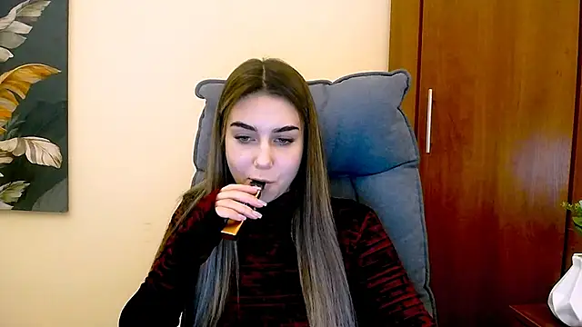 Snapshot of Lili_magic chatting on 1, 2, 2025 Lili magic online show from 1, 2, 2025
