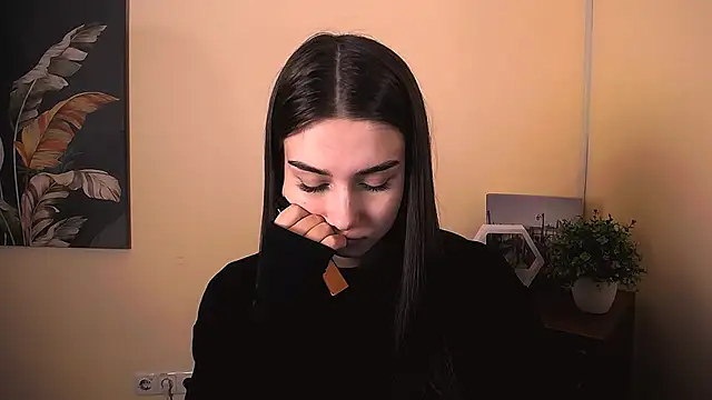 Snapshot of Lili_magic chatting on 16, 10, 2025 Lili magic online show from 16, 10, 2025
