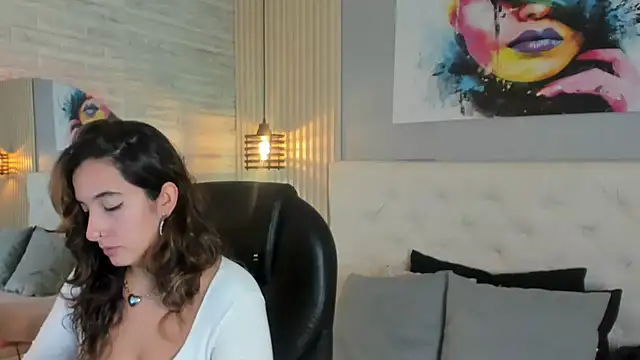 Snapshot of emma__smith1 chatting on 2, 3, 2025 emma smith1 online show from 2, 3, 2025