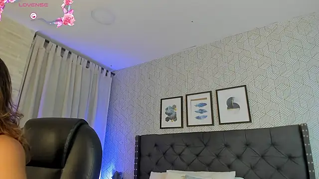 Snapshot of emma__smith1 chatting on 15, 3, 2025 emma smith1 online show from 15, 3, 2025