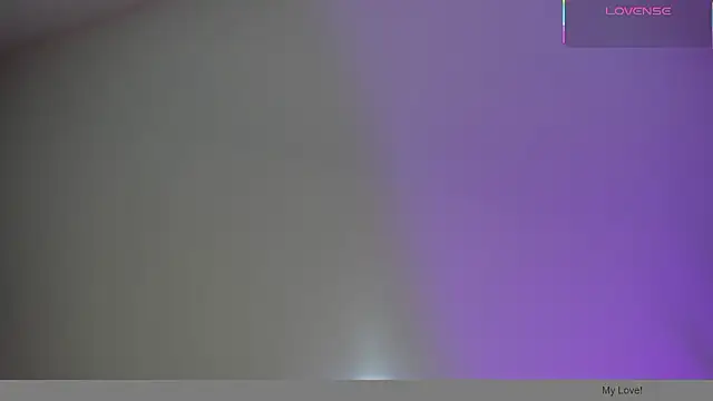 Snapshot of emma__smith1 chatting on 7, 1, 2026 emma smith1 online show from 7, 1, 2026