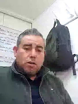 Snapshot of Manolete007x chatting on 2, 10, 2025 Manolete007x online show from 2, 10, 2025