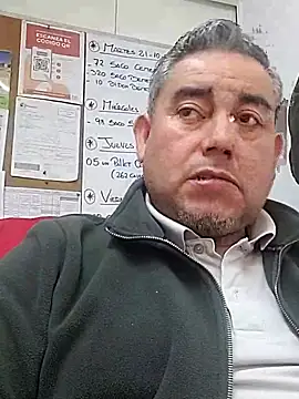 Snapshot of Manolete007x chatting on 23, 10, 2025 Manolete007x online show from 23, 10, 2025