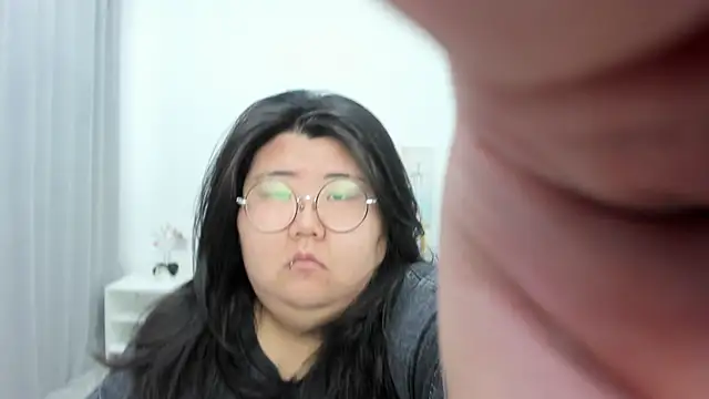 Nadine asian online show from 20, 5, 2026