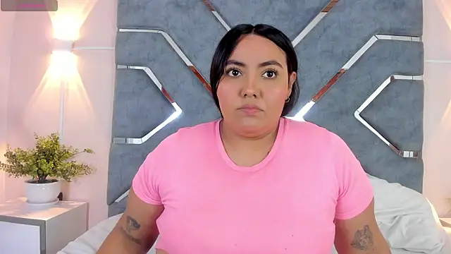 LucciaPorter online show from 9, 3, 2026