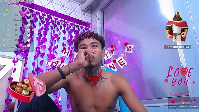 Snapshot of sexy_blacks_ chatting on 14, 2, 2025 sexy blacks online show from 14, 2, 2025