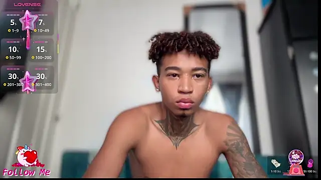 Snapshot of sexy_blacks_ chatting on 6, 11, 2025 sexy blacks online show from 6, 11, 2025