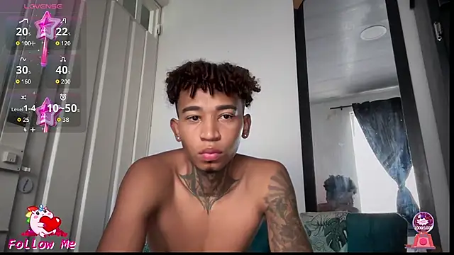 Snapshot of sexy_blacks_ chatting on 19, 11, 2025 sexy blacks online show from 19, 11, 2025