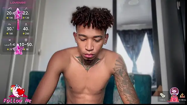 Snapshot of sexy_blacks_ chatting on 21, 11, 2025 sexy blacks online show from 21, 11, 2025