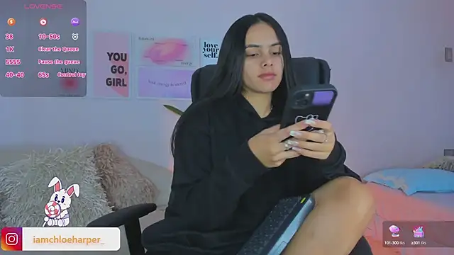 Snapshot of ChloeHarper_ chatting on 13, 1, 2025 ChloeHarper online show from 13, 1, 2025