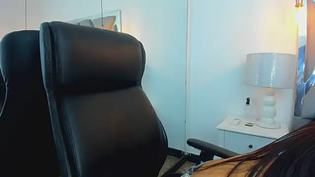 Snapshot of ChloeHarper_ chatting on 15, 10, 2025 ChloeHarper online show from 15, 10, 2025