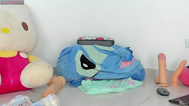 Snapshot of Bigdickgirls_02 chatting on 4, 3, 2025 Bigdickgirls 02 online show from 4, 3, 2025