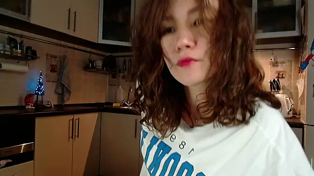 Kelly Yon online show from 26, 12, 2024