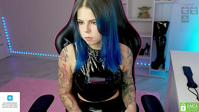 Latex Kitty online show from 13, 9, 2025