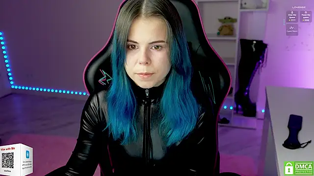 Latex Kitty online show from 24, 11, 2025