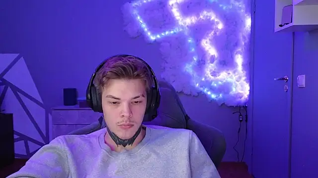 DENIS HERE online show from 8, 12, 2024