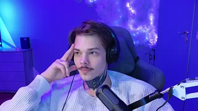 DENIS HERE online show from 1, 2, 2025