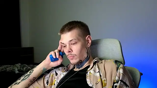 Snapshot of DENIS_HERE chatting on 10, 6, 2026 DENIS HERE online show from 10, 6, 2026