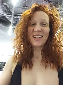 Snapshot of Exhibitionsplit chatting on 2, 7, 2026 Exhibitionsplit online show from 2, 7, 2026