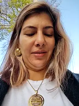 Snapshot of scarlett_moore chatting on 4, 3, 2026 scarlett moore online show from 4, 3, 2026