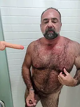 chainjulious online show from 26, 2, 2025