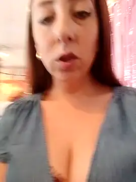 Mia Novikov online show from 1, 6, 2026