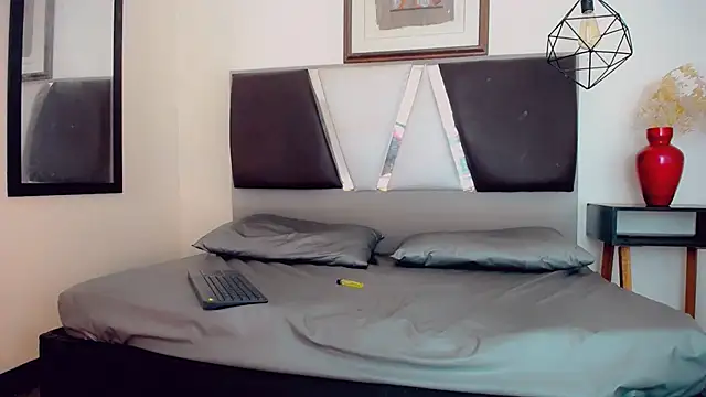 hilary rodriguez online show from 31, 1, 2025