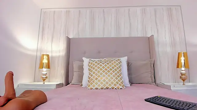 Snapshot of katie_cruz chatting on 16, 1, 2025 katie cruz online show from 16, 1, 2025