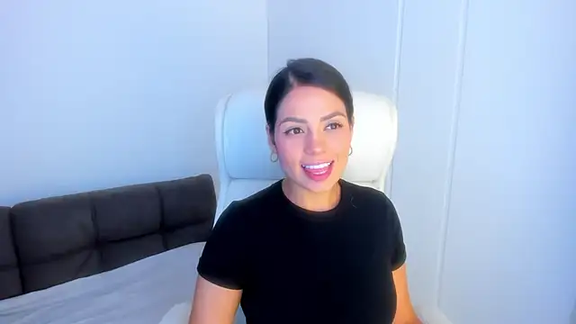 dominique21  online show from 8, 10, 2025