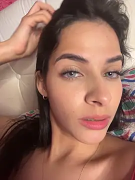 violetta-brown1 online show from 13, 11, 2025