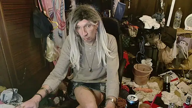 Ombeline1 online show from 6, 1, 2026