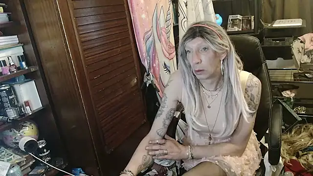 Ombeline1 online show from 11, 4, 2026