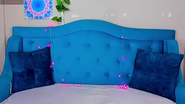 MilliStrii online show from 8, 11, 2025