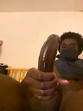 Snapshot of elninoblacko chatting on 1, 11, 2025 elninoblacko online show from 1, 11, 2025