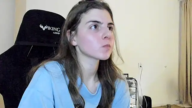 Snapshot of emmamurrr chatting on 30, 10, 2025 emmamurrr online show from 30, 10, 2025