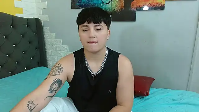 isabeautyx19 online show from 10, 11, 2025