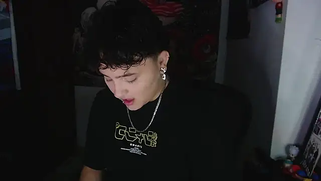 Snapshot of isabeautyx19 chatting on 27, 4, 2026 isabeautyx19 online show from 27, 4, 2026