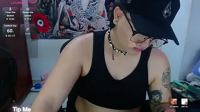 Snapshot of isabeautyx19 chatting on 25, 5, 2026 isabeautyx19 online show from 25, 5, 2026