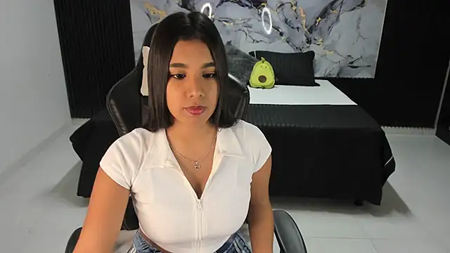 Ivy 16 online show from 1, 2, 2025