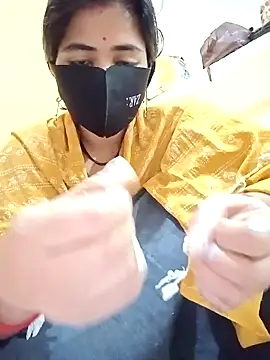 Snapshot of Mamta_Chaterjee chatting on 5, 12, 2024 Mamta Chaterjee online show from 5, 12, 2024