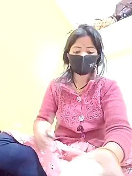 Snapshot of Mamta_Chaterjee chatting on 21, 12, 2024 Mamta Chaterjee online show from 21, 12, 2024