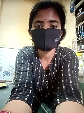 Snapshot of Mamta_Chaterjee chatting on 7, 10, 2025 Mamta Chaterjee online show from 7, 10, 2025