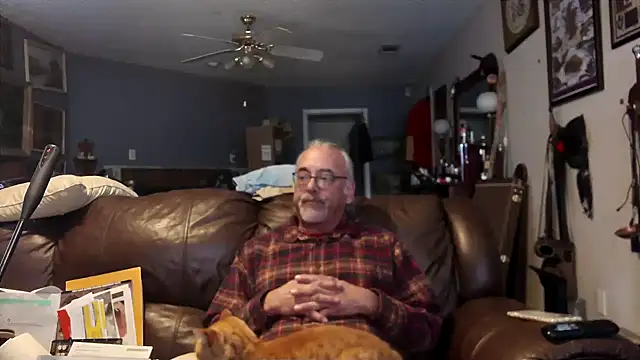 Snapshot of PincheDave4u chatting on 18, 1, 2025 PincheDave4u online show from 18, 1, 2025